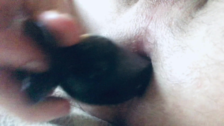 Homemade gay assplay: Трахаю дилдо мою задницу