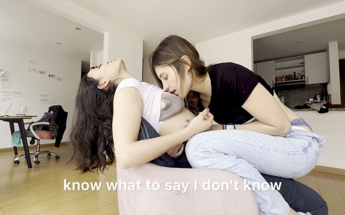 scarlettandc: Моя зведена сестра завжди хоче, щоб я їй допоміг!