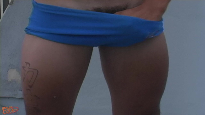 Papi Cock: Nem trong hồ bơi