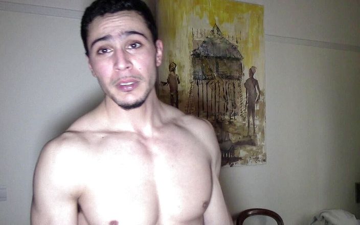 Crunch Boy: Straigth - árabe linda chupada por gay árabe