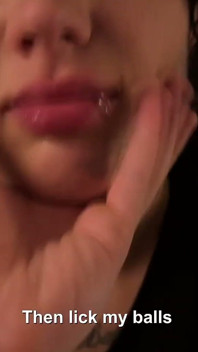 Adik tiri emo yang seksi mergokin kamu lagi coli dan dientot habis-habisan - pov