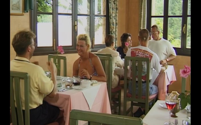 Anal lover: Göt yalama ve a2m ile klasik anal hatunlar