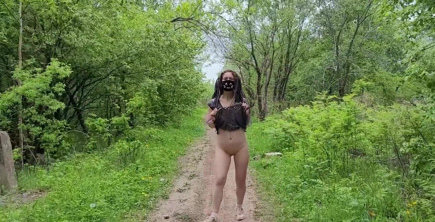 Juli Smith Meow: Toto video bylo natočeno v loňském roce, ale nějak se...