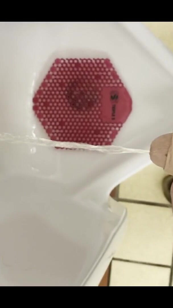 Guy Grey: Piss in Urinal