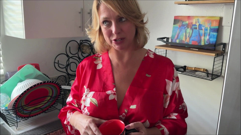 Alex Adams: Het ontdekken van stiefmoeders seksuele eetlust - Brianna Beach - stiefmoeder komt...