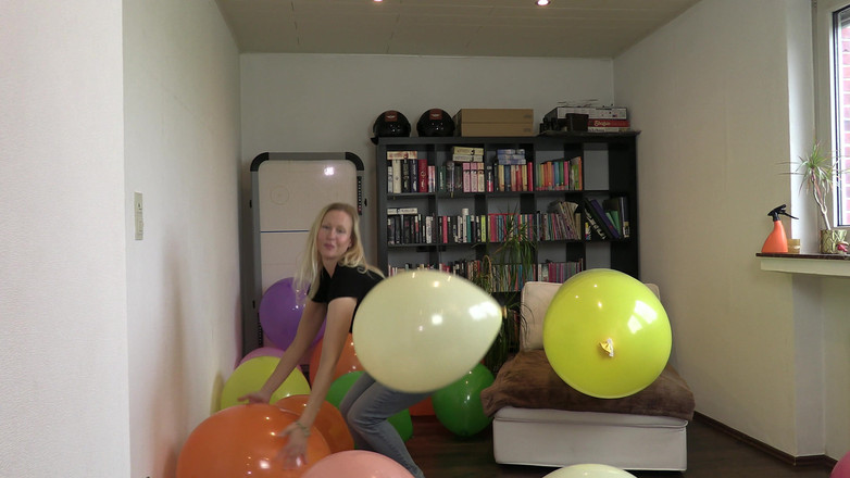 Blondehexe: Jika dia suka hal-hal besar...