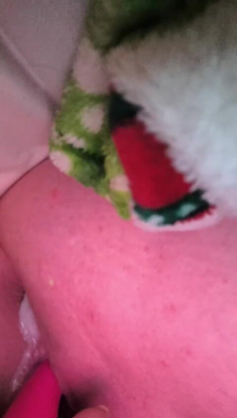 Midnight Seducer: 2: a halvlek 2 krämiga fittor