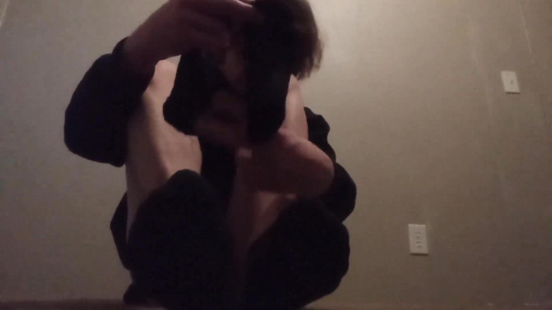 LilTaste: Sock Fetish Fanclub video del Mese (ffvotm); Febbraio 2022