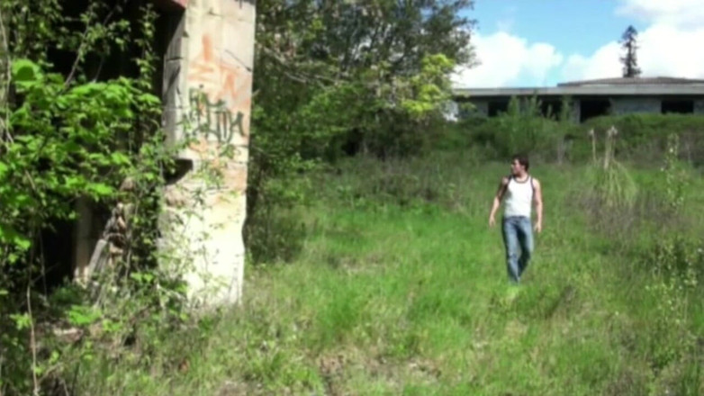 Crunch Boy: Une latino se fait baiser par un autre latino