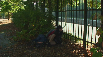 German amateur - 100% German hardcore videos: Napalona laska zostaje zerżnięta publicznie