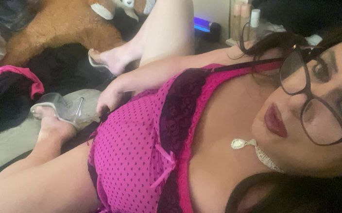 Krissy Sweets: Cd krissy sweets lagi asik muasin memeknya pakai mainan seks...