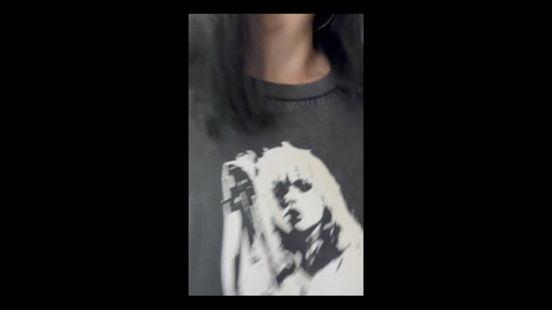 Shione Cooper: 一次酒店冒险合集，在电梯里露出和从酒店房间偷拍