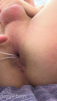 Amazing Super-twink Jacks a Big Load