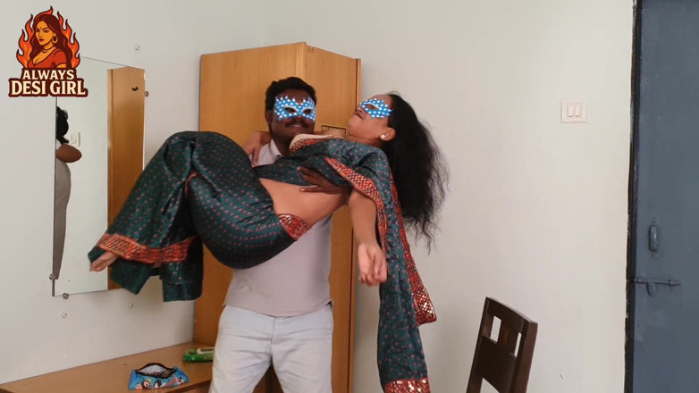 Always desi girl: Karısını evde yalnız görmek, derin sert sikiş