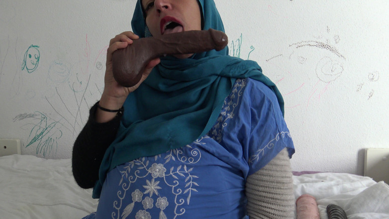 Souzan Halabi: Беременная турецкая жена хочет заняться сексом с черными мужиками - Турецкое порно Konusmali