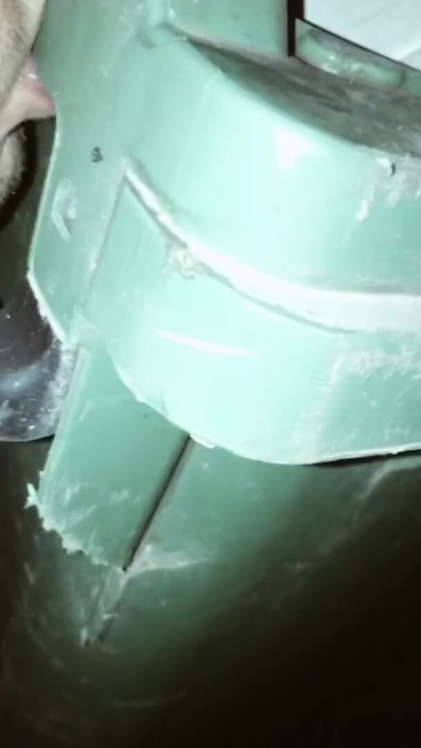 Merry Bell: 垃圾奴隶