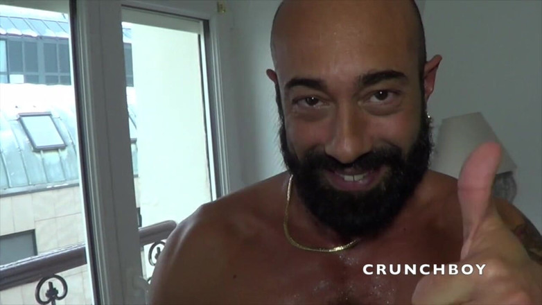 BAREBACK AND CREAMPIE CLUB: Kosmin wird ohne gummi von dem xxl schwanz von Gianni...