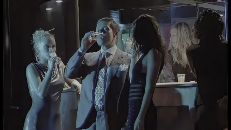 Inhonorof porn: İki orospu, bir gece kulübünde İtalyan penisini paylaşıyor