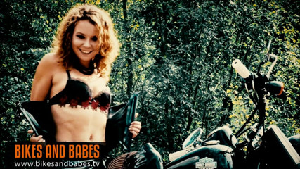 Bravo Models Media: Roxy Rocka - bicicletas y chicas tv sexy videos