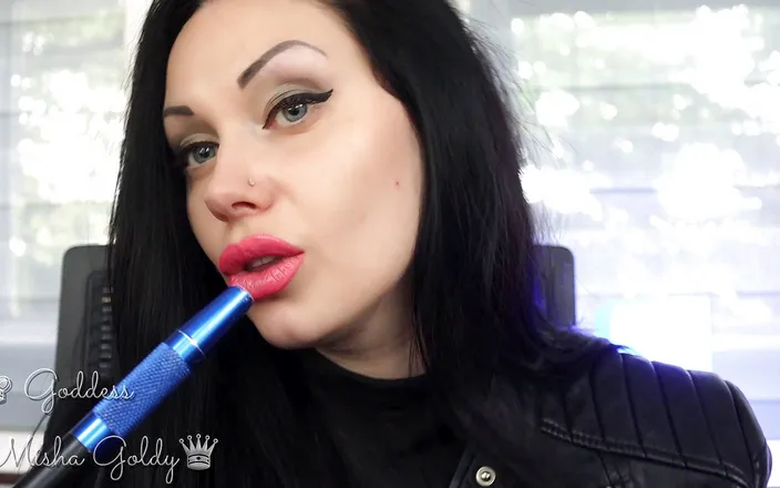 Goddess Misha Goldy: Cum to my big pink seduction and big hookah smoke!