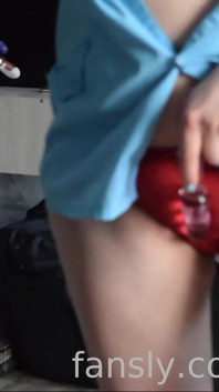 Çok ateşli solo videolardan biri#solo #squirt #amazing #wife #masturbate #orgasm #glass #real #amateur #boobs #ass
