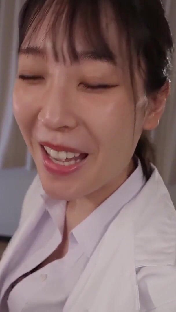 Sushi Bang: The Insulting Female Doctor S Exam Room That Puts Loser...