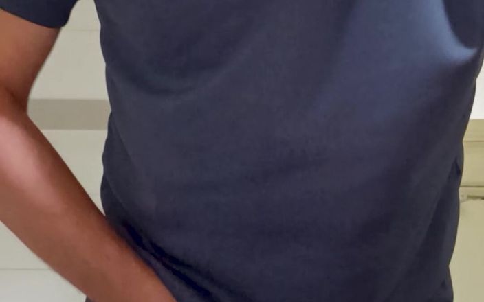 sexytoyboy: Ångande dusch retas