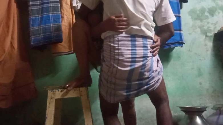 Priyanka314: Tamil Desi - Włożony penis do cipki przyrodniego brata i przyrodniej...