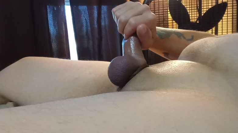 Mofarmer92: Grosse bite, branlette en solo