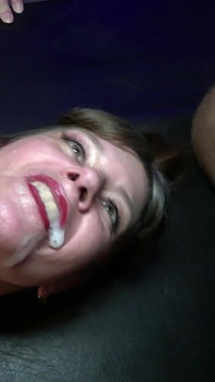 3 spust pragnienie milf w creampie gangbang