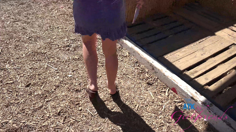 ATK Girlfriends: Virtuální datum