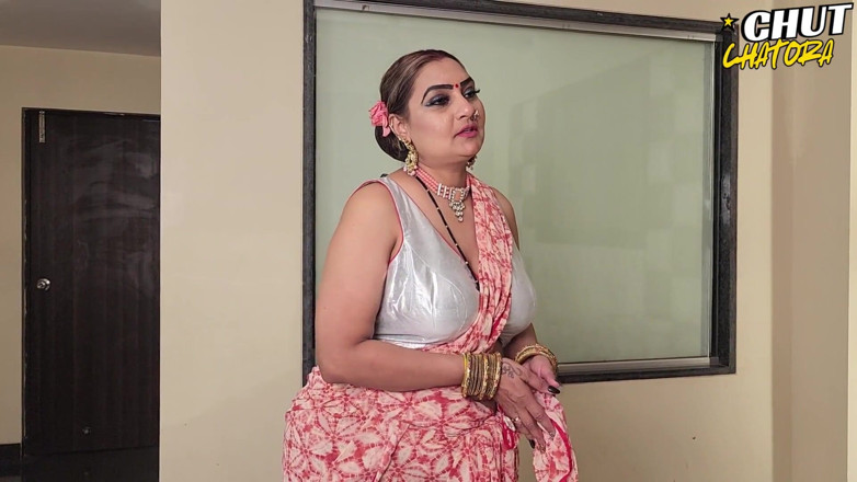 arina: Desi Maid Sex with Owner Hot Maid Need Sex