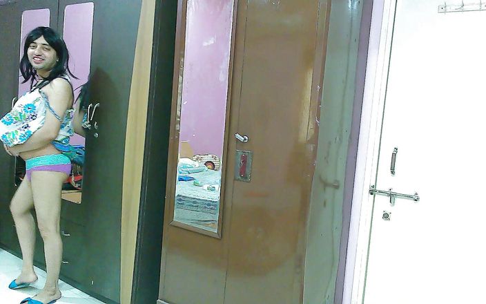 Cute & Nude Crossdresser: Sweet Sissy Crossdresser Femboy Sweet Lollipop, Sikanie, Picie i Prysznic