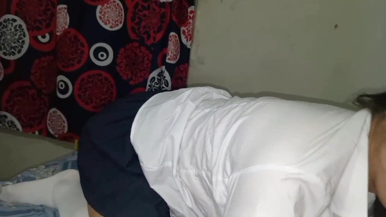 Lagatitatraviesa69: Yalnızken komşumun götüyle seks yapıyorum