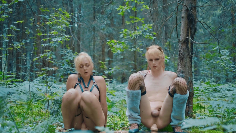 FrinaXXX: Synchro selbstfick