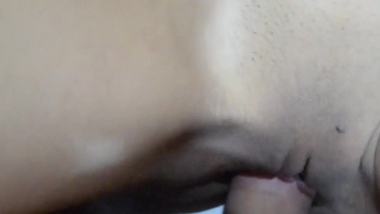 YourDickSucker: Linda chica virgen