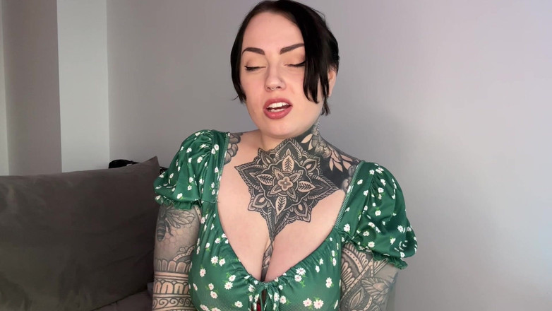 Miss Valentina: Homewrecking Puan JOI