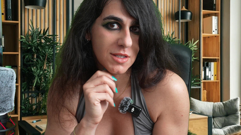 Bella Roma: Your Hot GF at Work Demanding You to Worship Her