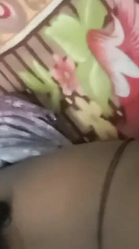 Eheschlampe schreit, als nippel gequält und dicker arsch in doggystyle-cuck-swap-filmen geritten wird!