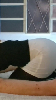 MILF with a Gorgeous Body Gives a Blowjob and Cums in Her Mouth