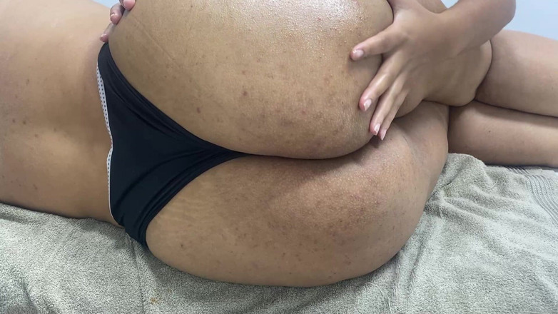 kloyesteicy: 뚱뚱한 후장 문지르기