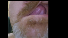 ChubbyDaddyBearLuka: Urso Banguela nos deixa entrar na boca dela - fetiche por...