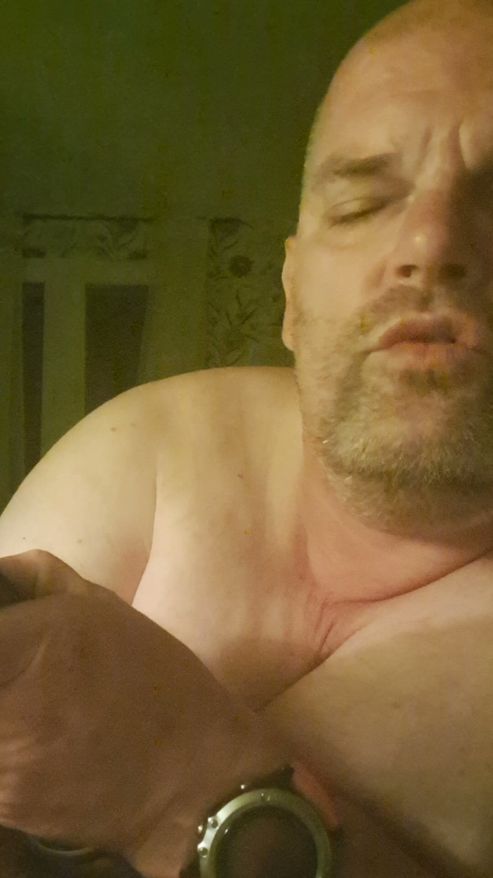 Fickspecht: Finally Stretching Again