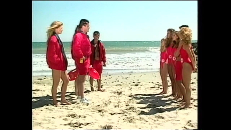 MMV films - The Original: Babewatch : des bombasses sexy se font baiser dans la nature à...