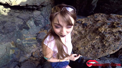 Miriam Prado: Miriam prado sorpresa a scopare in una grotta