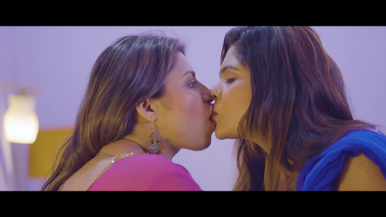 Triflicks: Naught Devrani with Lesbean