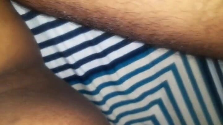 Savita sex video: Hoy me pongo un pepino en el coño de mi...