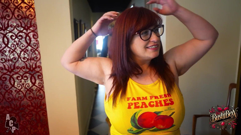 Busty Bexx: Chicago gangster z Gibby The Clown