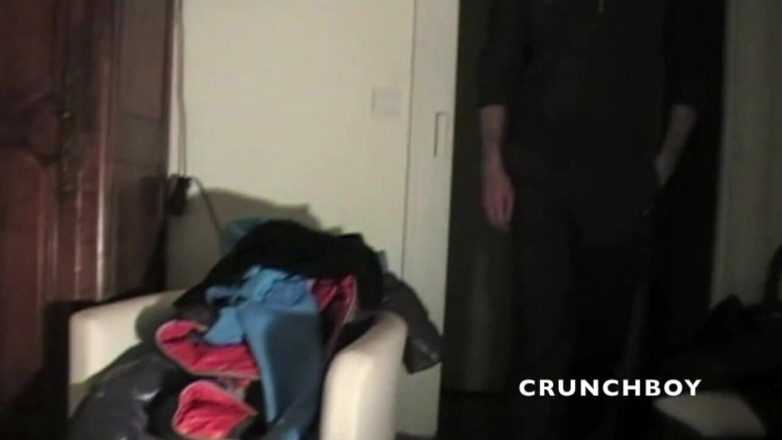 FRENCH AMATORS SEXTAPES: Sexy muscle Latino fucked by straight curious hairy boy