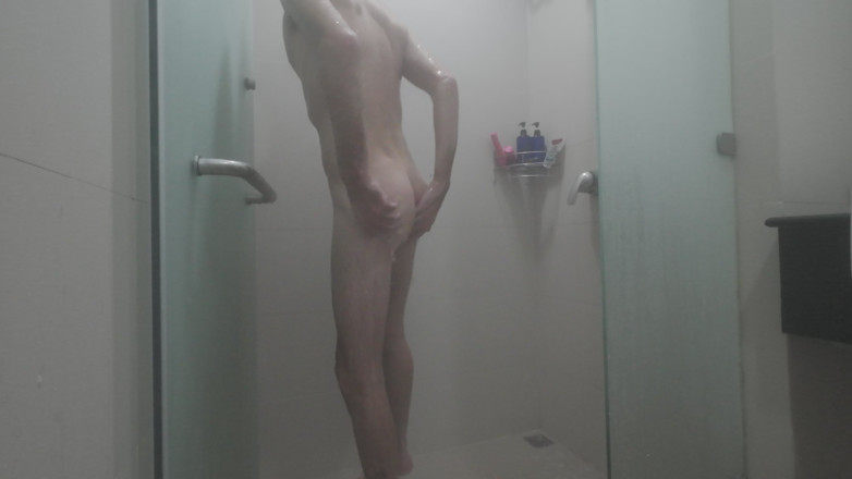 Big dick dadddy: Codzienny prysznic